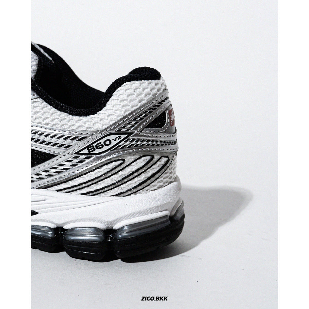 New Balance 860V2 "Black White Silver" (ML860XD)
