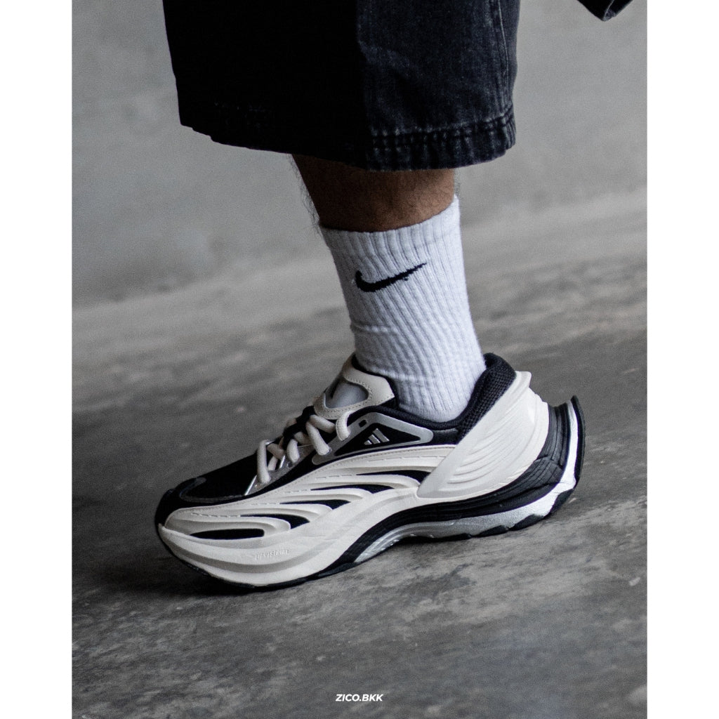 Adidas XLG Metawave [IH1571-BLACK/WHITE]