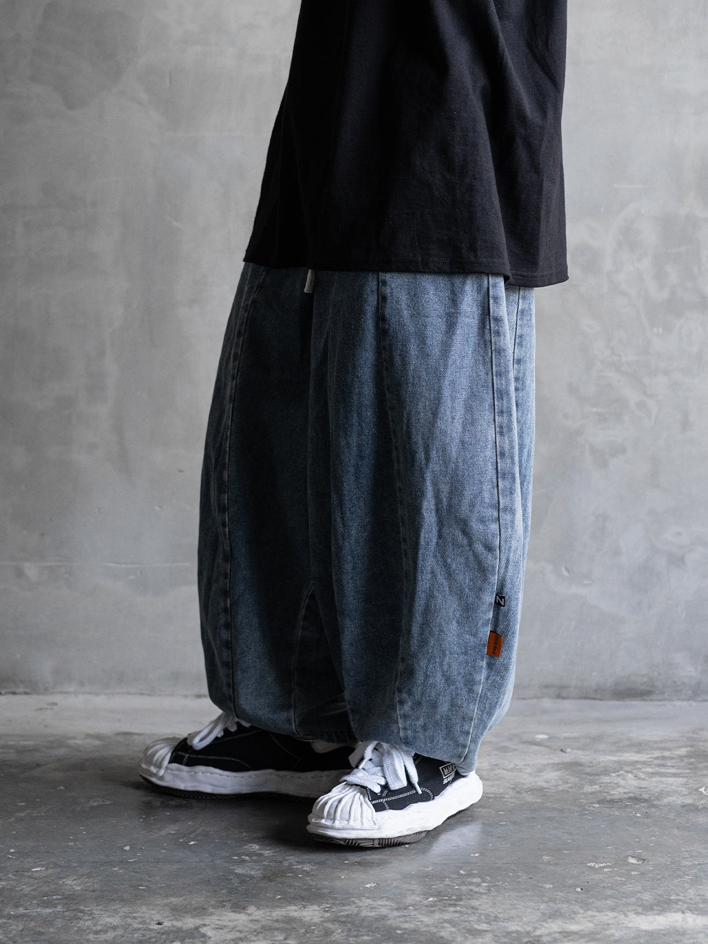 ZICO.BKK Balloon Denim Pants – Shopee image 6
