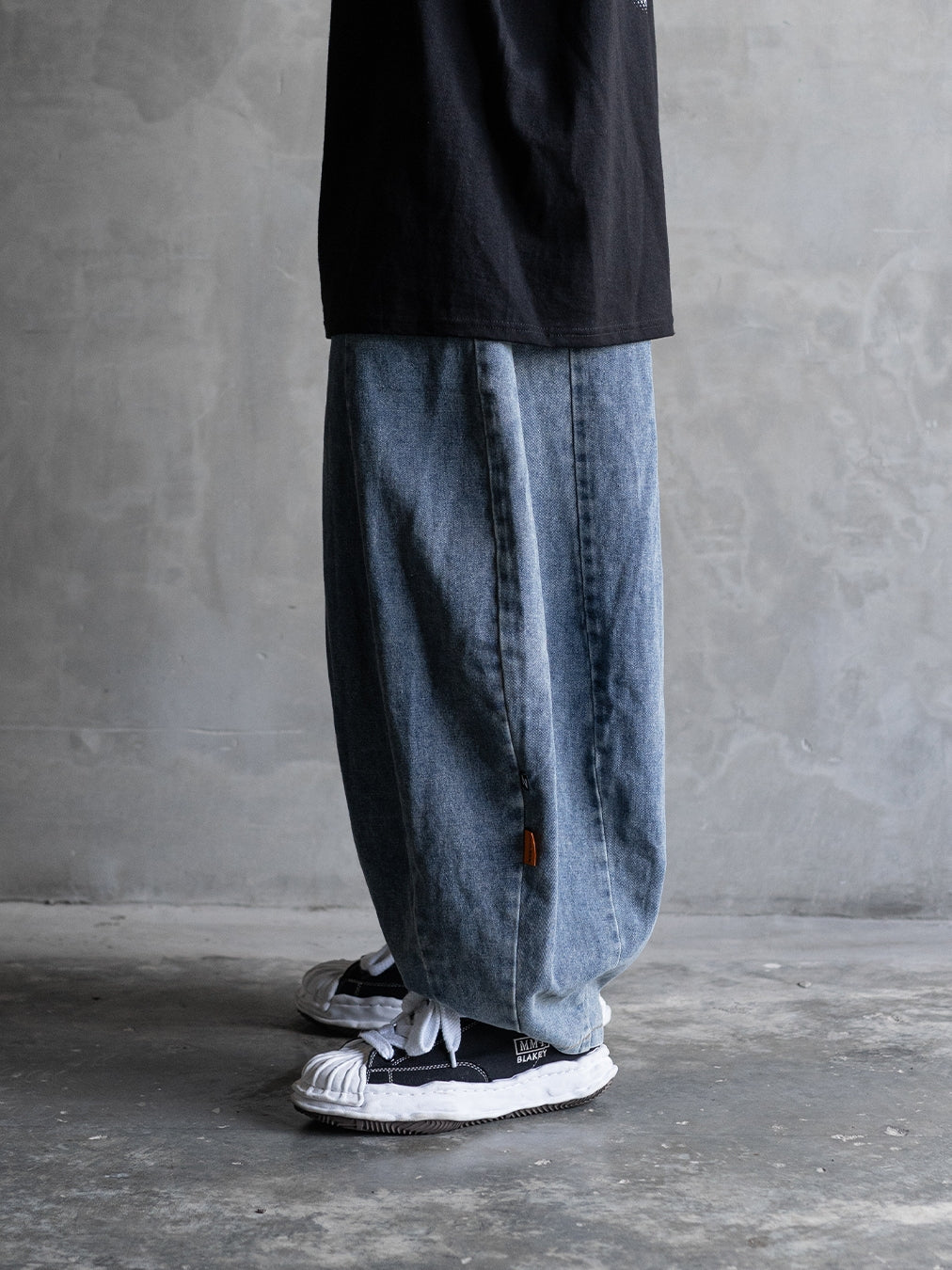 ZICO.BKK Balloon Denim Pants – Shopee image 5