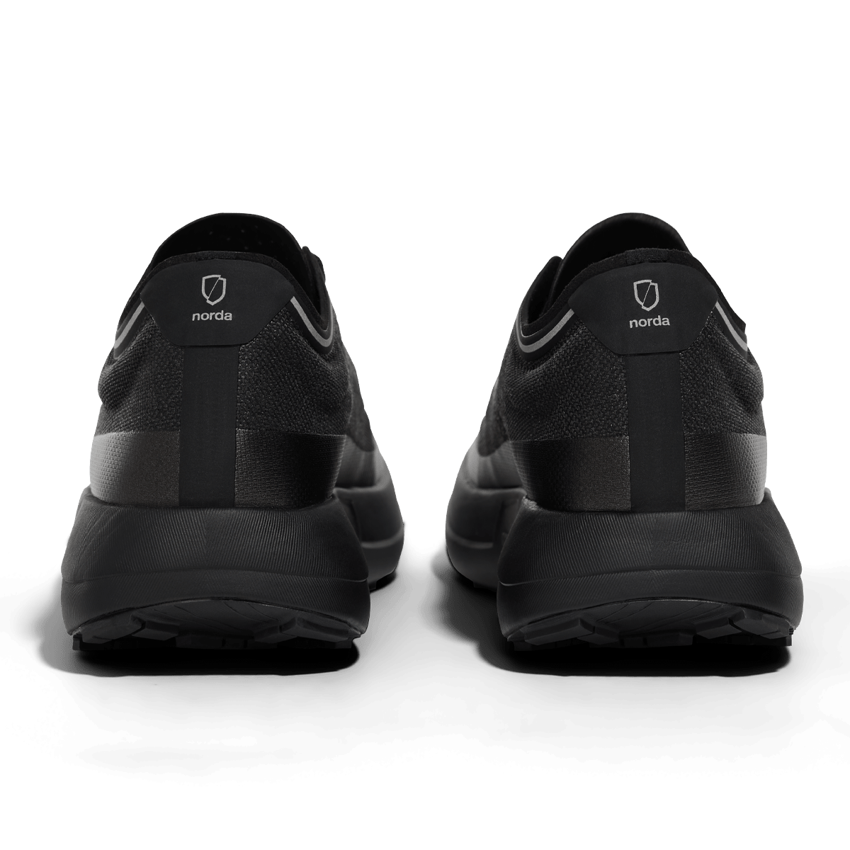 Norda 005 Men's Stealth Black — outsole detail