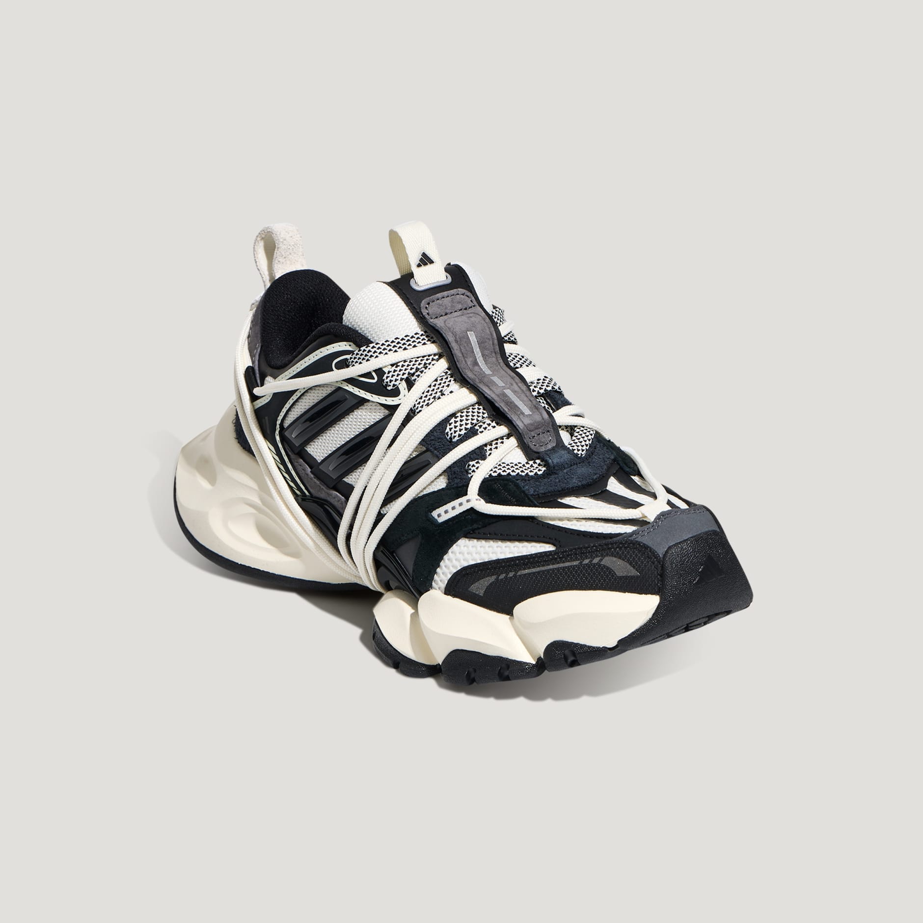 Adidas XLG Runner Deluxe 2.0 KZ7200 - rear angle | ZICO.BKK